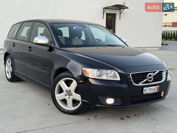 Авто Volvo V50 2011 № 8187046