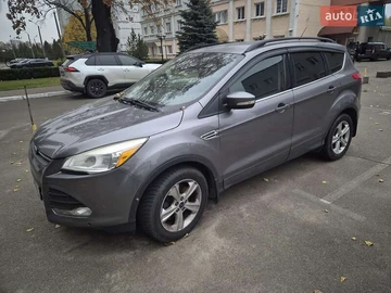 Авто Ford Escape 2014 № 8187055