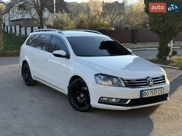 Авто Volkswagen Passat 2013 № 8187079