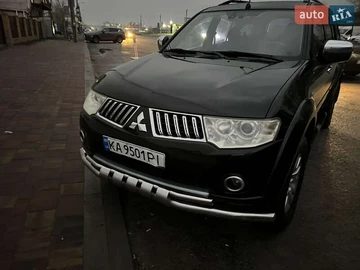 Авто Mitsubishi Pajero Sport 2011 № 8187085