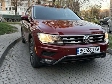 Авто Volkswagen Tiguan 2018 № 8187303