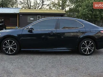 Авто Toyota Camry 2018 № 8187317