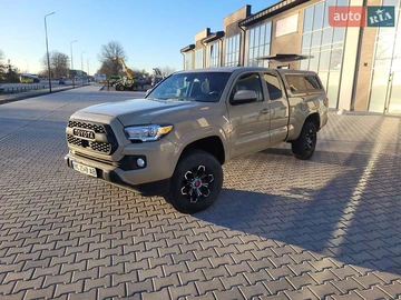 Авто Toyota Tacoma 2018 № 8187947