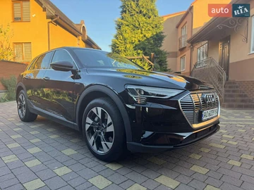 Авто Audi E-Tron 2022 № 8187951