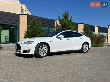 Авто Tesla Model S 2016 № 8188169