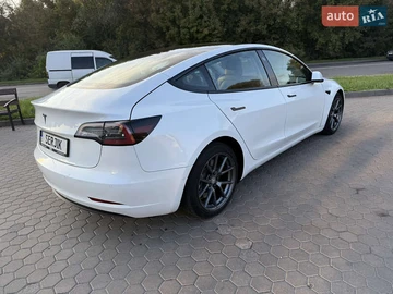 Авто Tesla Model 3 2022 № 8188186