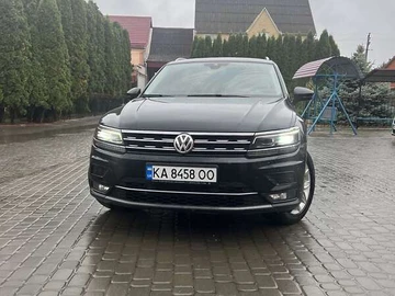 Авто Volkswagen Tiguan 2019 № 8188202