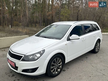 Авто Opel Astra 2010 № 8188434