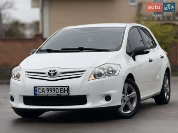 Авто Toyota Auris 2011 № 8188442