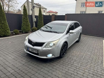 Авто Toyota Avensis 2011 № 8188472