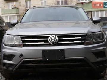 Авто Volkswagen Tiguan 2020 № 8188495