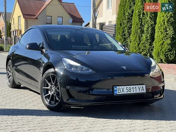 Авто Tesla Model 3 2021 № 8188626
