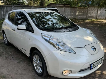 Авто Nissan Leaf 2013 № 8188805