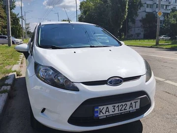 Авто Ford Fiesta 2012 № 8188916