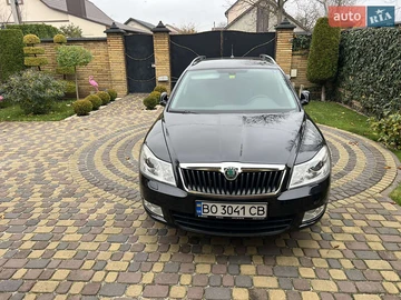Авто Skoda Octavia 2010 № 8189075