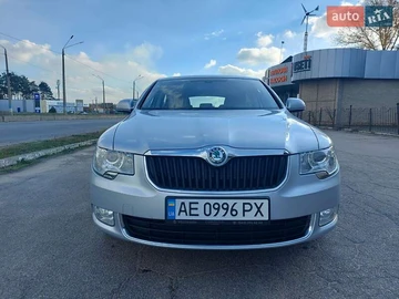 Авто Skoda Superb 2012 № 8189092