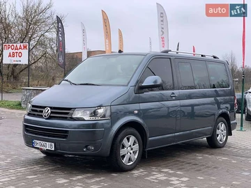Авто Volkswagen Transporter 2009 № 8189095