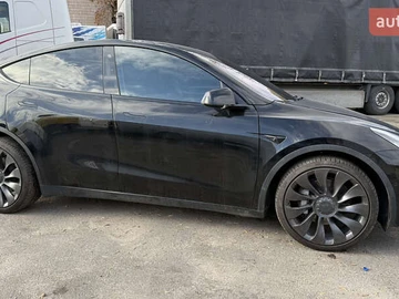Авто Tesla Model Y 2021 № 8189138