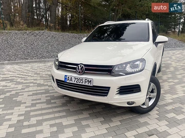 Авто Volkswagen Touareg 2010 № 8189158