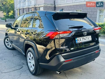 Авто Toyota Rav4 2019 № 8189171