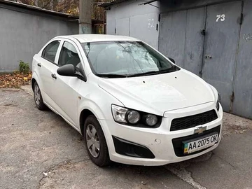 Авто Chevrolet Aveo 2014 № 8189545