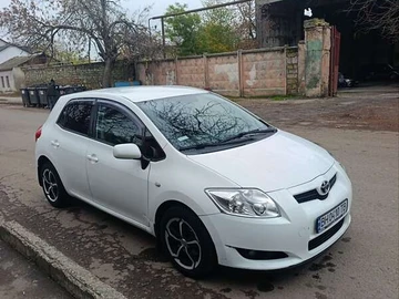 Авто Toyota Auris 2008 № 8189547