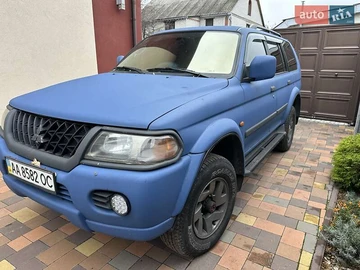 Авто Mitsubishi Pajero 2001 № 8189652