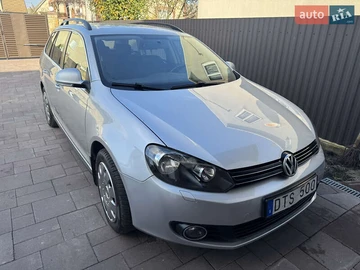 Авто Volkswagen Golf 2010 № 8189684