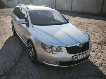 Авто Skoda Superb 2011 № 8189728