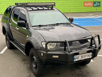 Авто Mitsubishi L 200 2007 № 8189846