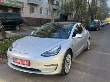 Авто Tesla Model 3 2018 № 8189864