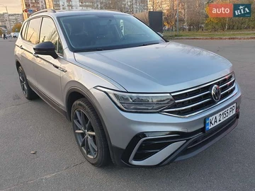 Авто Volkswagen Tiguan 2022 № 8190044