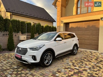 Авто Hyundai Grand Santa Fe 2017 № 8190053
