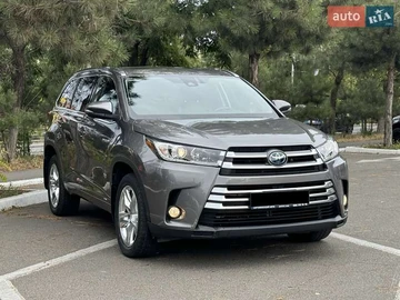 Авто Toyota Highlander 2018 № 8190077