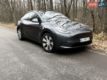 Авто Tesla Model Y 2023 № 8190078