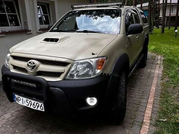 Авто Toyota Hilux 1999 № 8190289