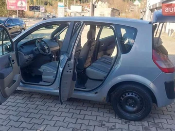 Авто Renault Scenic 2004 № 8190297