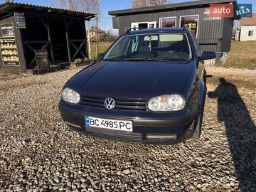 Авто Volkswagen Golf 2002 № 8190315