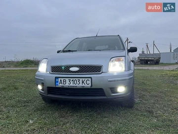 Авто Ford Fusion 2003 № 8190322