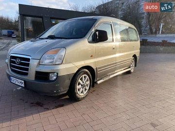 Авто Hyundai H-1 2006 № 8190455