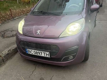 Авто Peugeot 107 2014 № 8190471