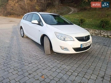 Авто Opel Astra 2012 № 8190504