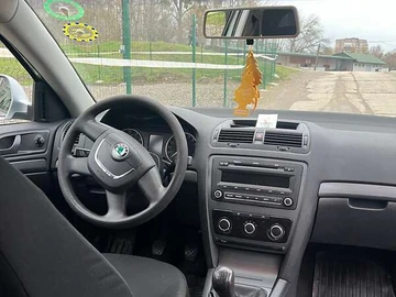 Авто Skoda Octavia 2010 № 8190512