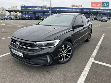 Авто Volkswagen Jetta 2023 № 8190929