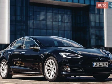 Авто Tesla Model S 2018 № 8190955