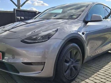 Авто Tesla Model Y 2024 № 8191037