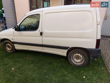 Авто Peugeot Partner 2000 № 8191118