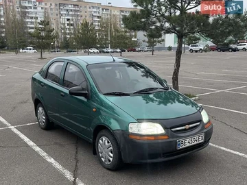 Авто Chevrolet Aveo 2004 № 8191146