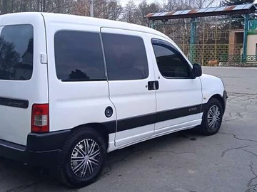 Авто Citroen Berlingo 2007 № 8191161
