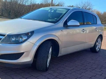 Авто Opel Astra 2011 № 8191191
